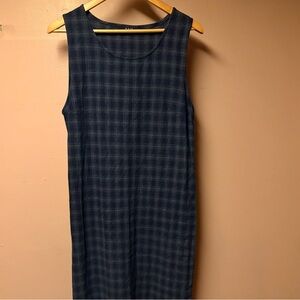 Navy Plaid Sleeveless Maxi Dress - Sleek Scoop Neck